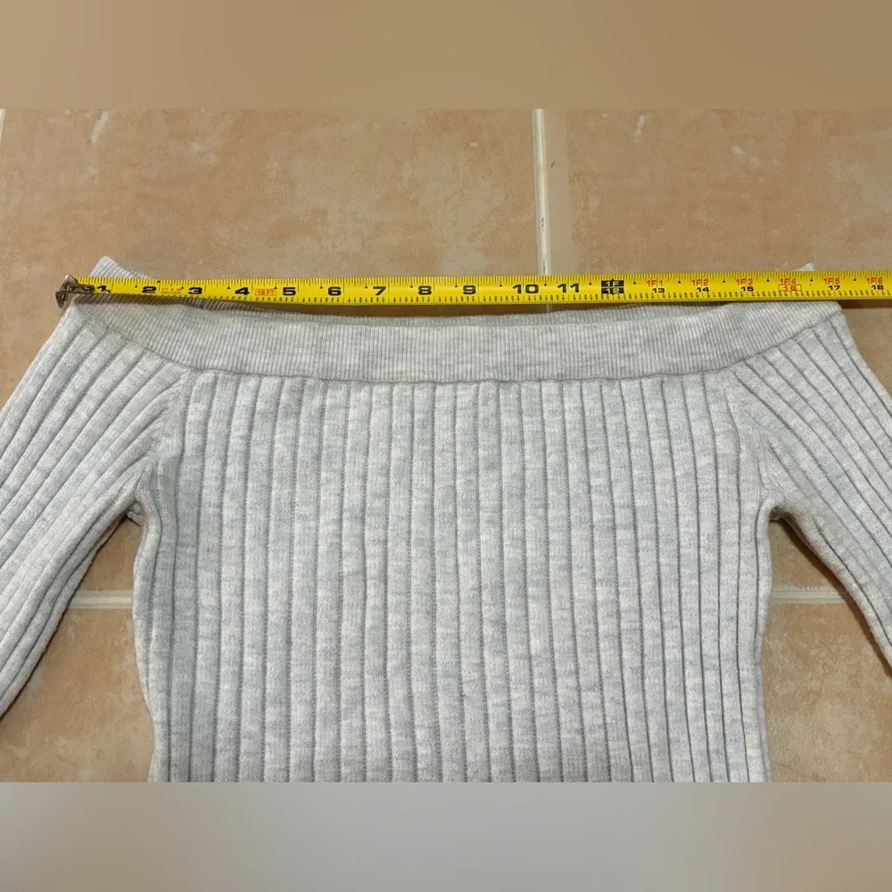 Aerie Off-Shoulder Ribbed Knit Sweater - Medium Grey - Picture 9 of 10